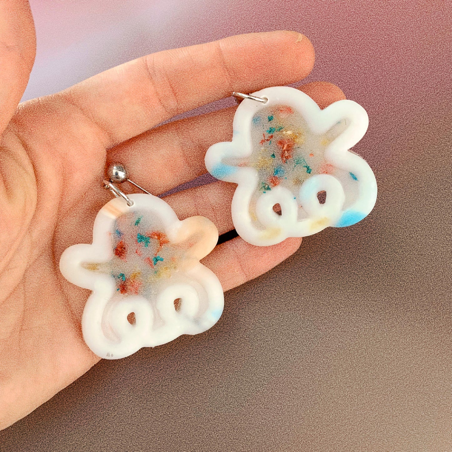Outlined ghosts - Earrings