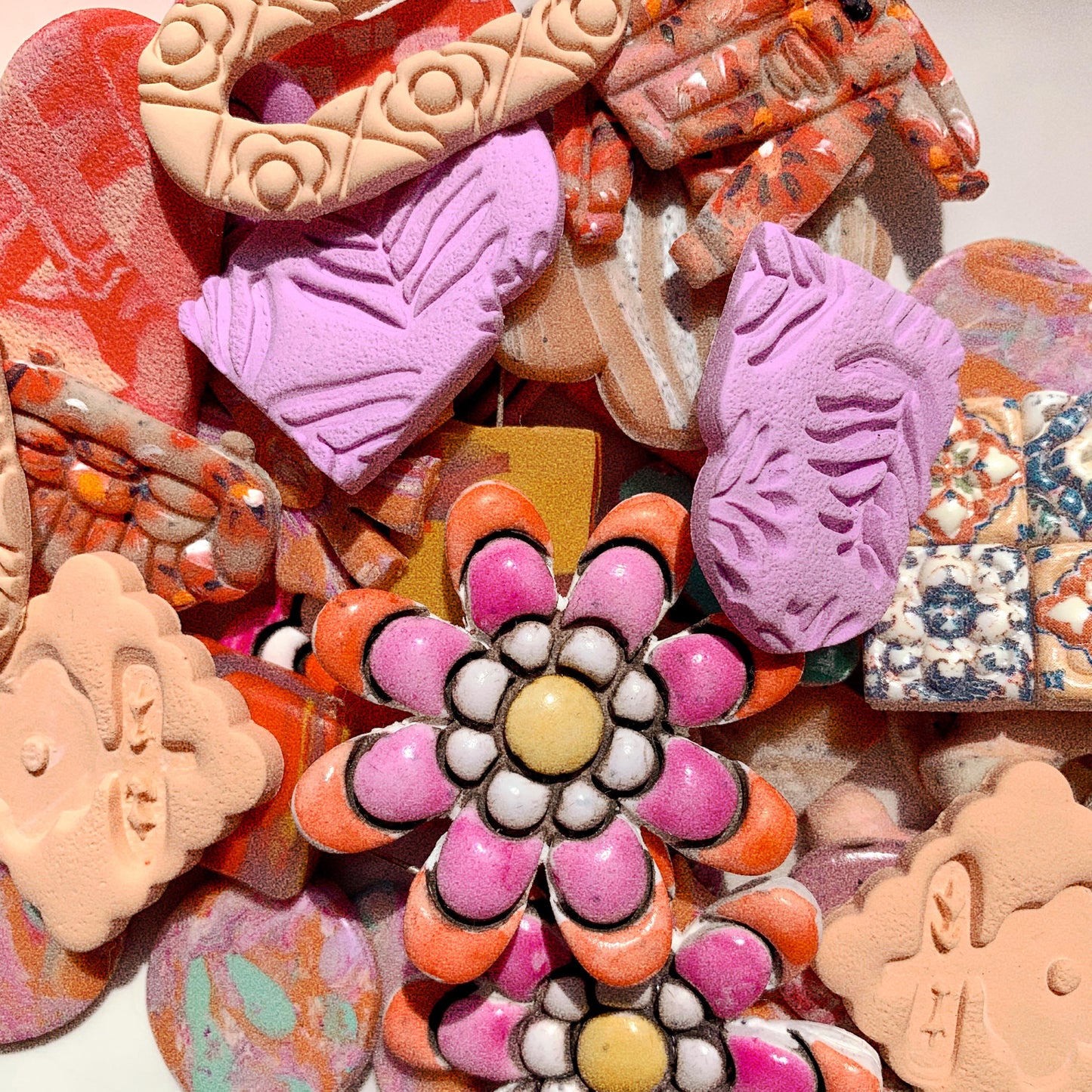 Baked polymer clay pieces - Pink LOT