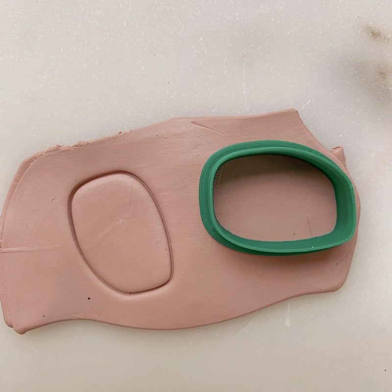 Pebble #7 - Clay Cutter