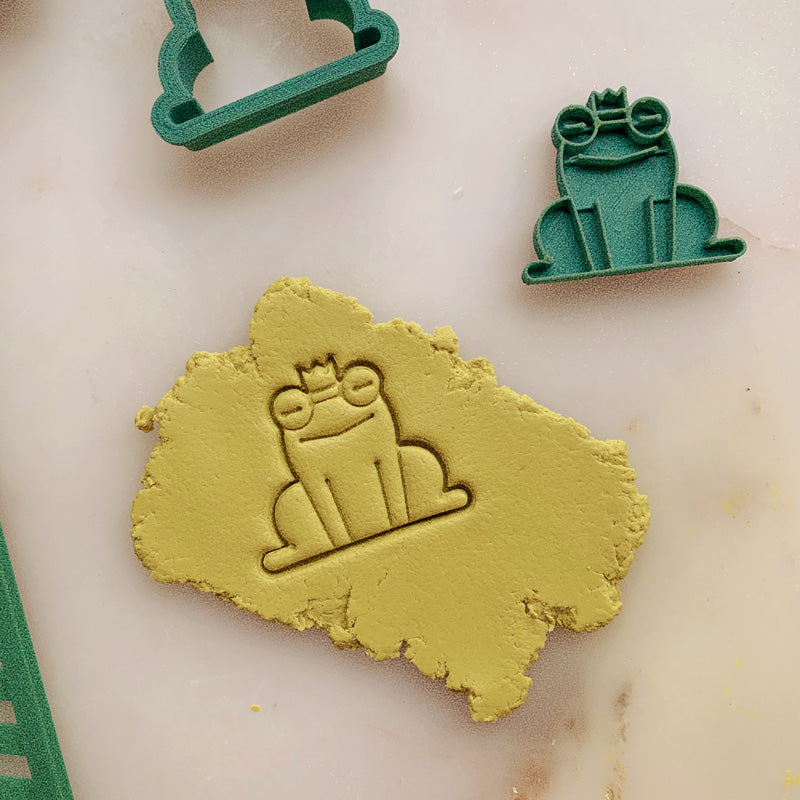 King Frog Set - clay cutter + embossing shape
